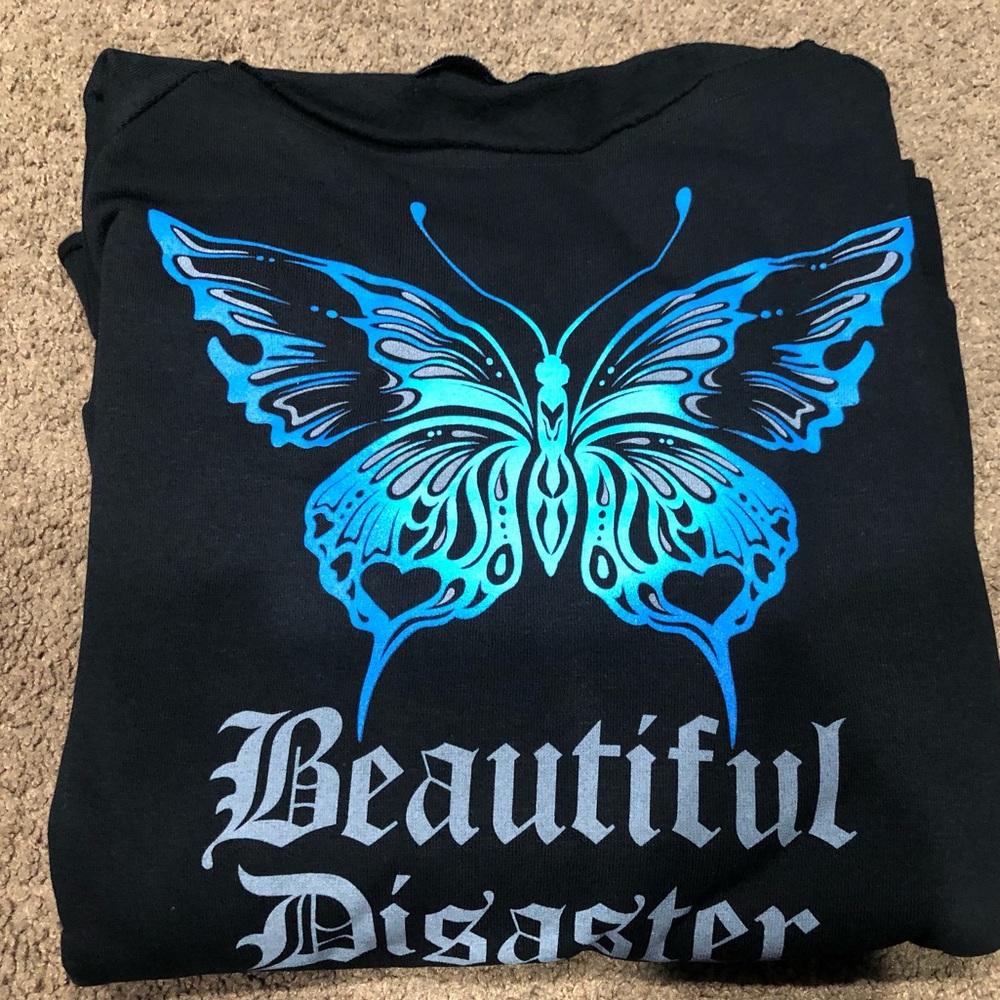 Beautiful Disaster Women's Black Pullover Sweatshirt Butterfly Size Curvy 2x